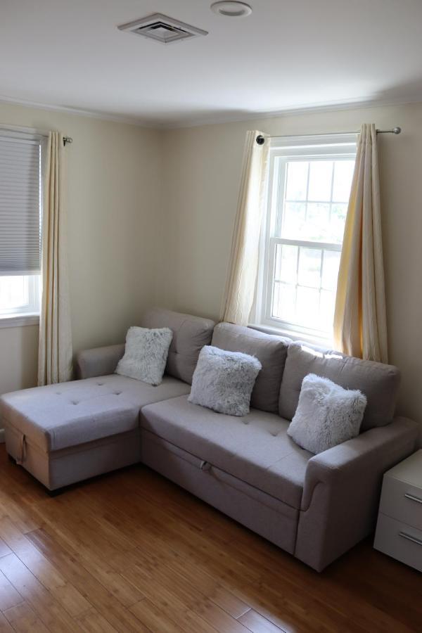 Seaside Serenity, Just A Block /0.1 Mile Away From The Beach Yarmouth Port Exteriér fotografie
