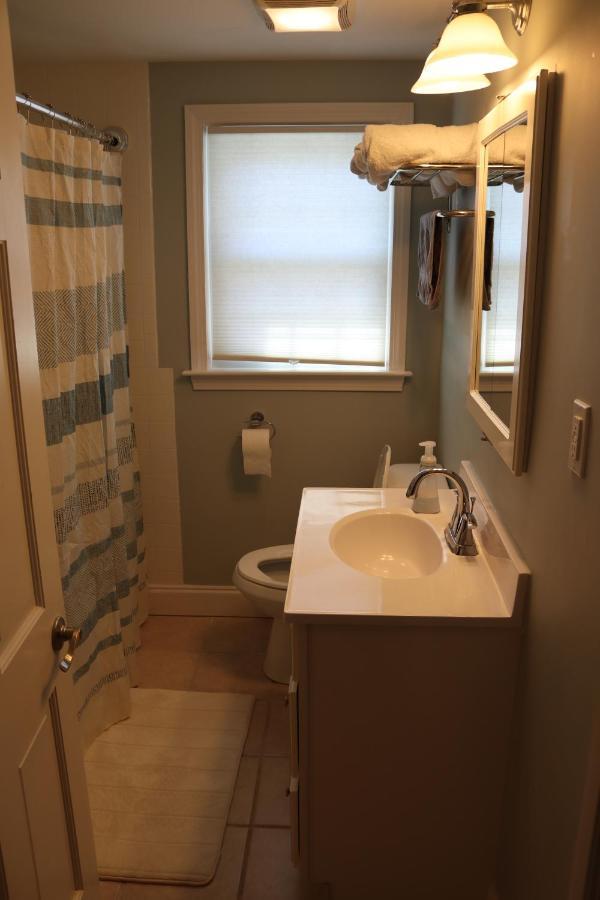 Seaside Serenity, Just A Block /0.1 Mile Away From The Beach Yarmouth Port Exteriér fotografie